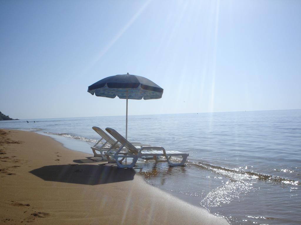 Casa Elvira Bed & Breakfast Isola Di Capo Rizzuto Екстериор снимка