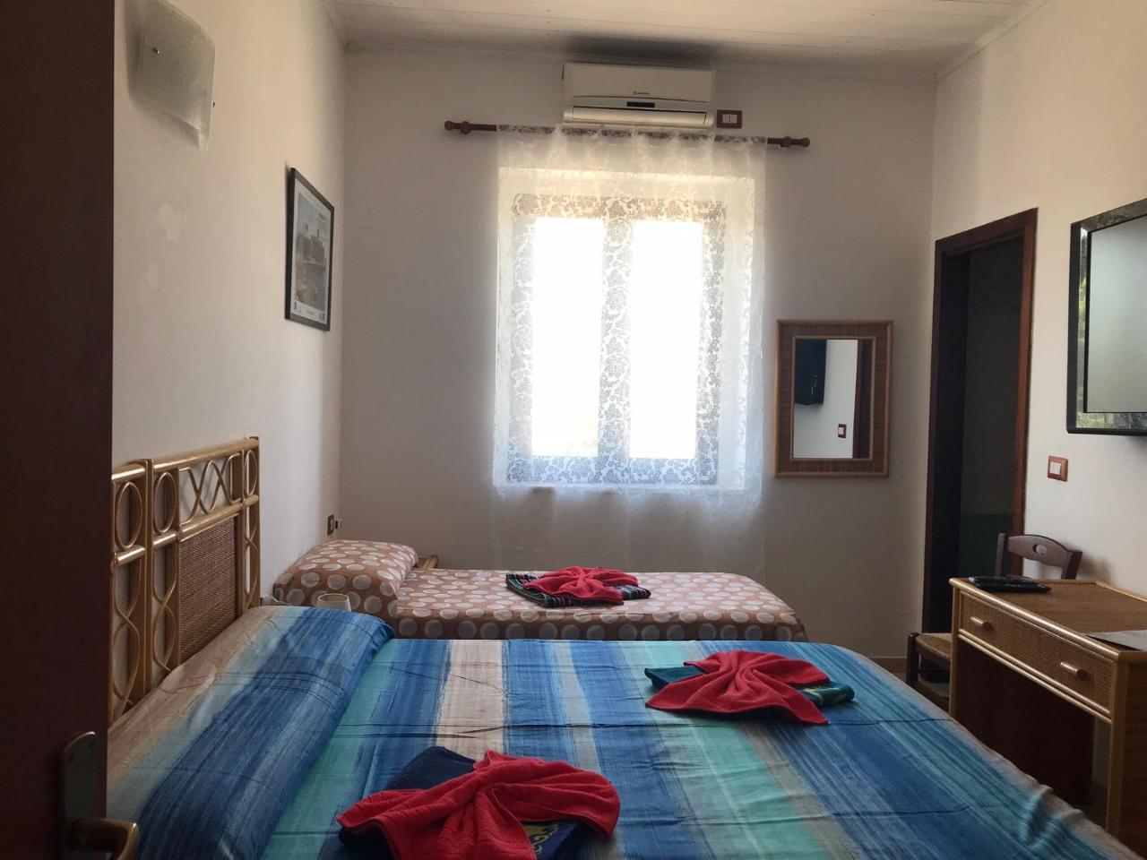 Casa Elvira Bed & Breakfast Isola Di Capo Rizzuto Екстериор снимка