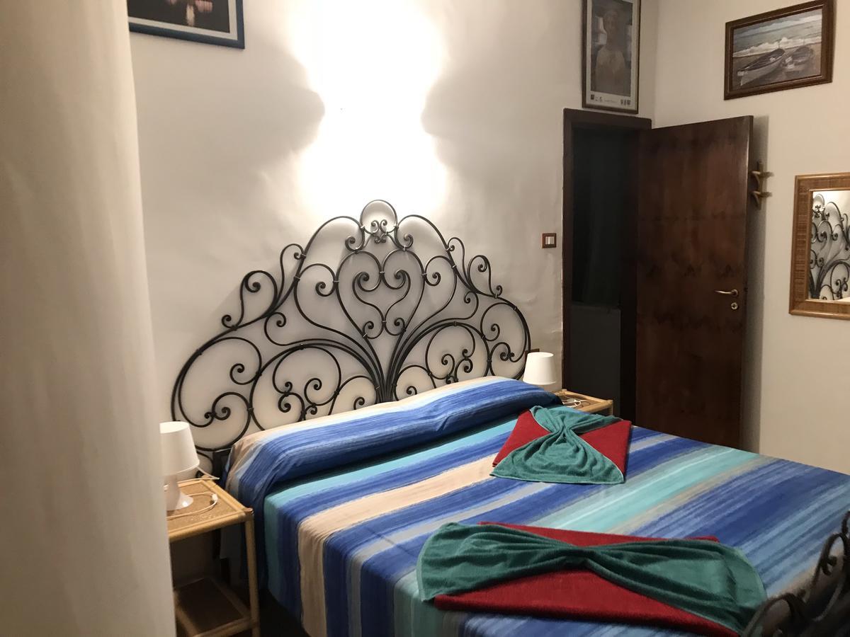 Casa Elvira Bed & Breakfast Isola Di Capo Rizzuto Екстериор снимка