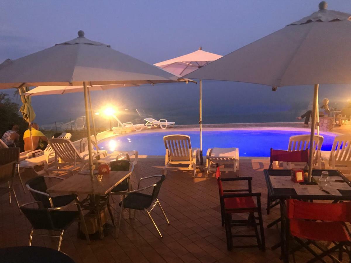 Casa Elvira Bed & Breakfast Isola Di Capo Rizzuto Екстериор снимка